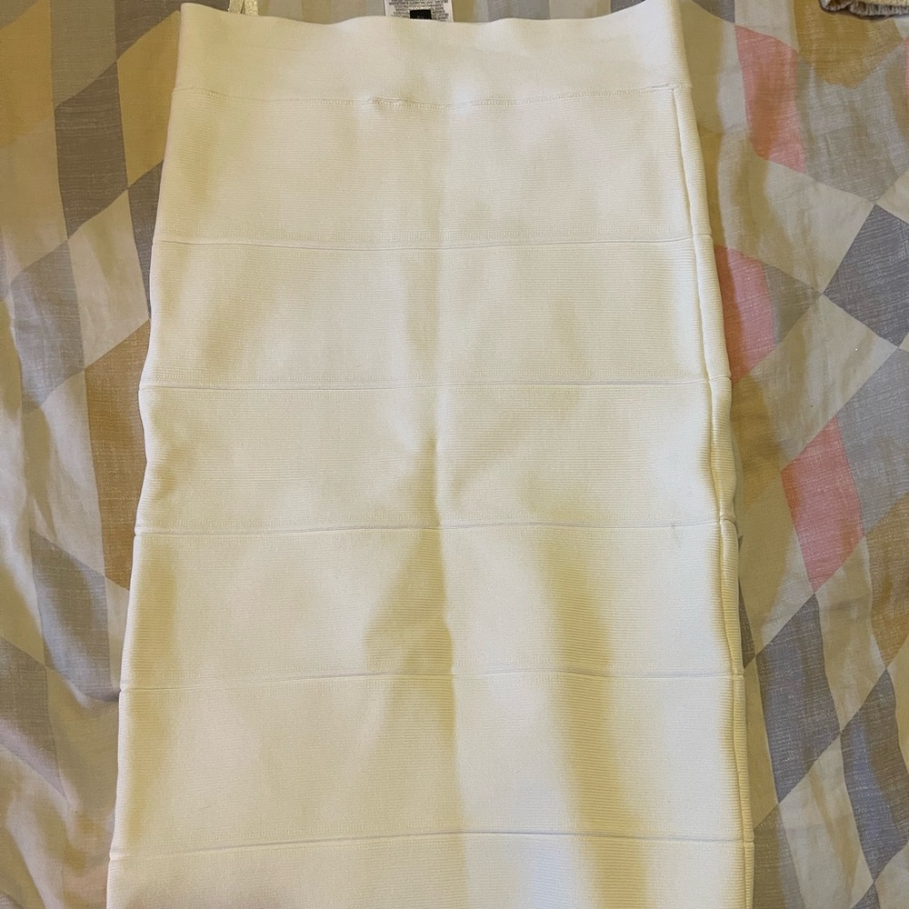 BCBG Maxazria bandage skirt